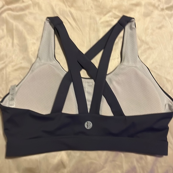 Criss-Cross Back Padded Strappy Sports Bra Med Support Yoga Bra Removable Cups - Picture 2 of 7